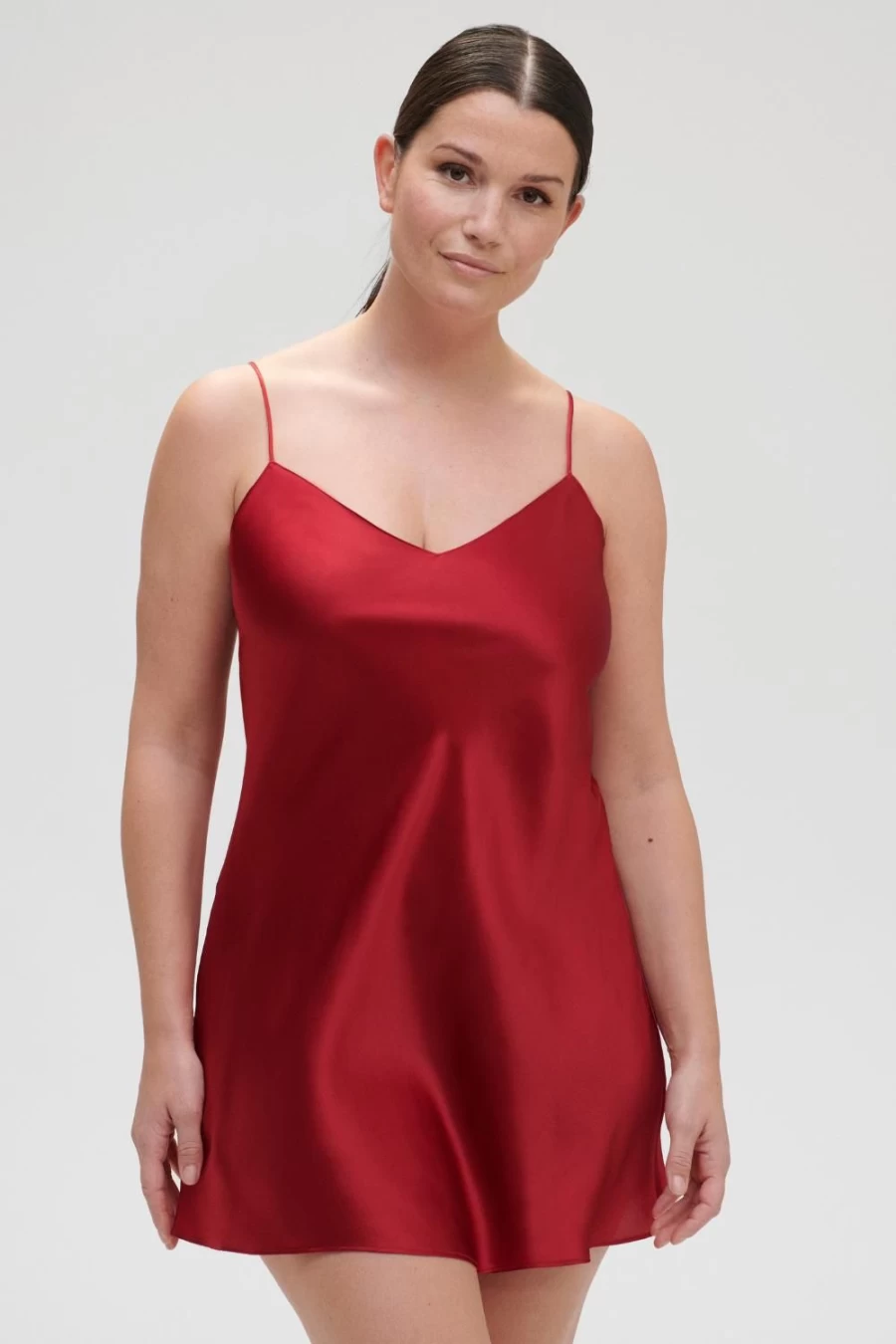 Simone Pérèle Dream Silk Nightdress in Tanga Red - Luxurious Women's Sleepwear