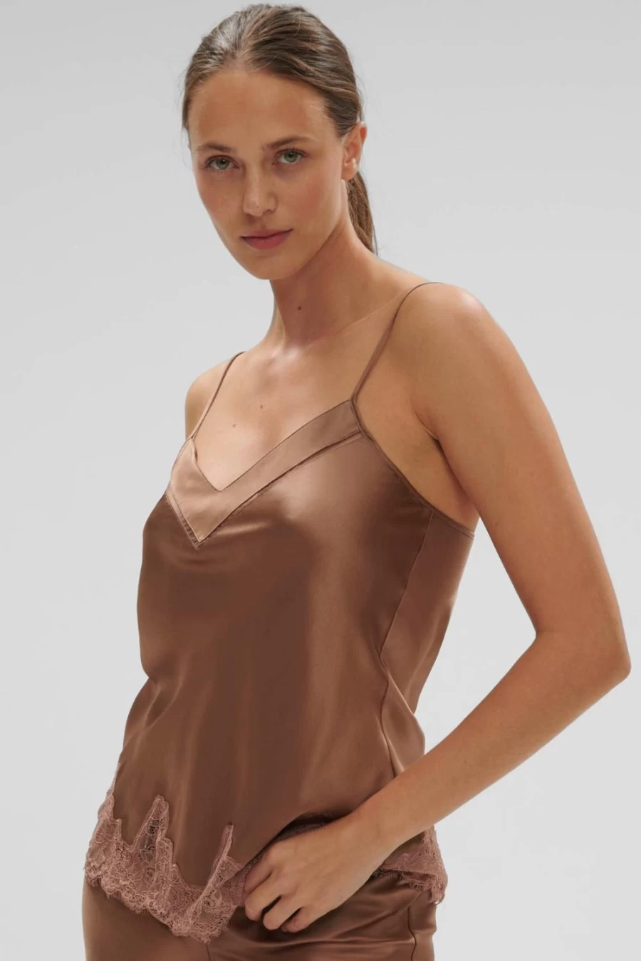 Simone Pérèle Nocturne Macchiato Silk Camisole for Women - Luxurious Comfort & Elegance