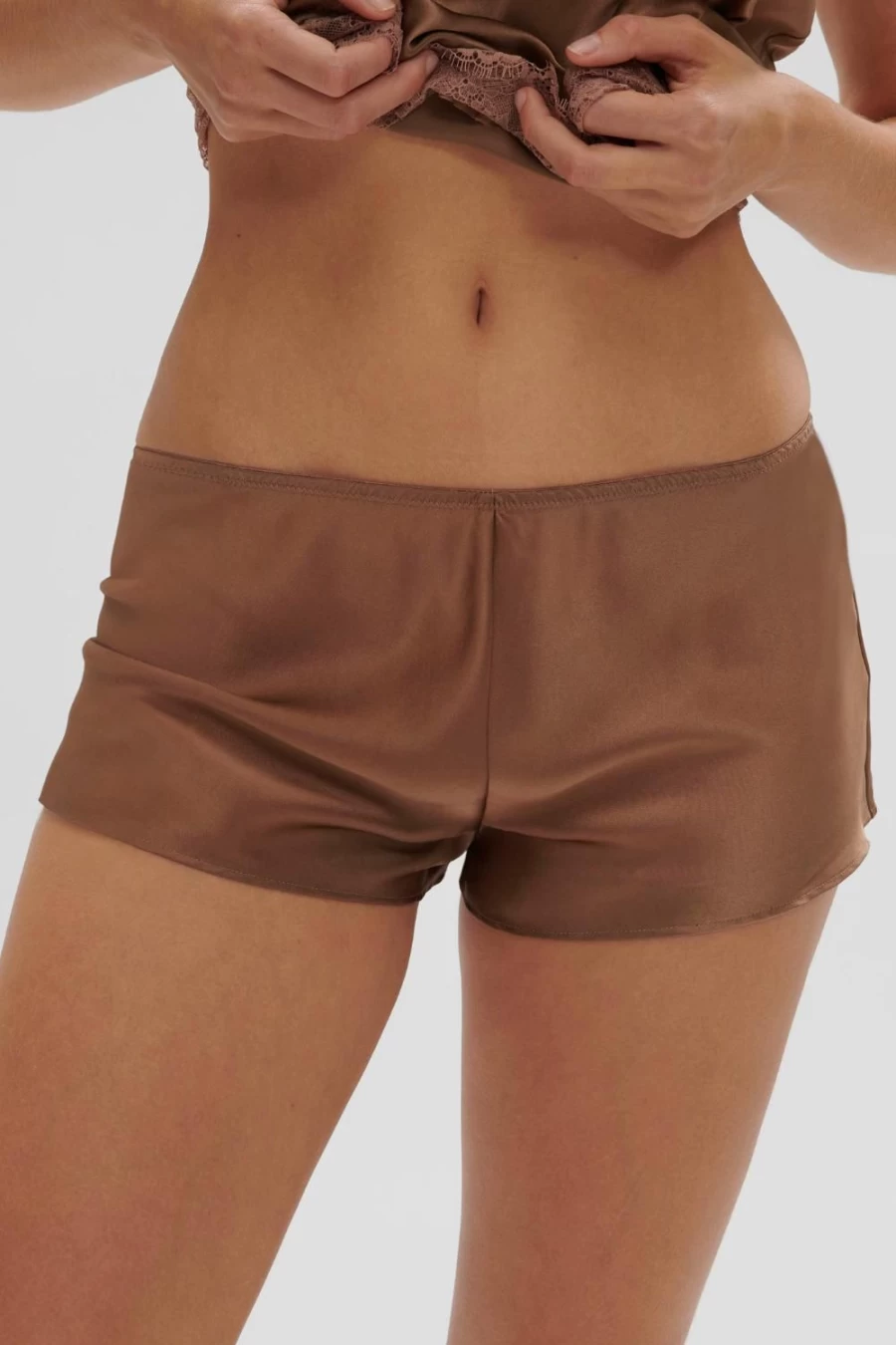 Simone Pérèle Dream Silk Macchiato Shorts - Luxurious Comfort & Elegant Fit